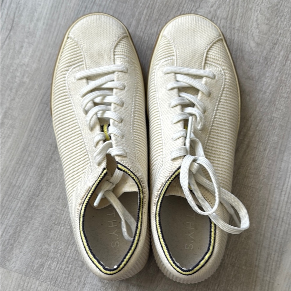 Rothy’s Lace Up Sneakers